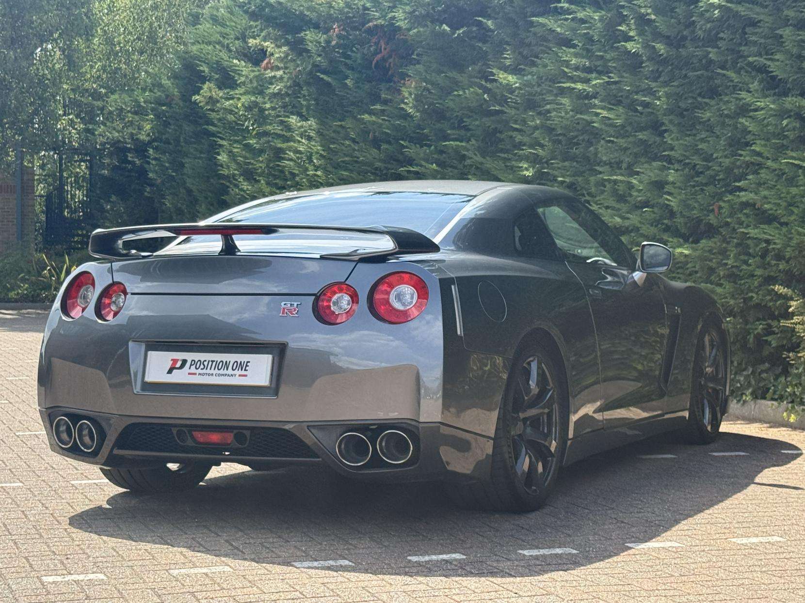 2009 NISSAN GT-R 2009 NISSAN GT-R