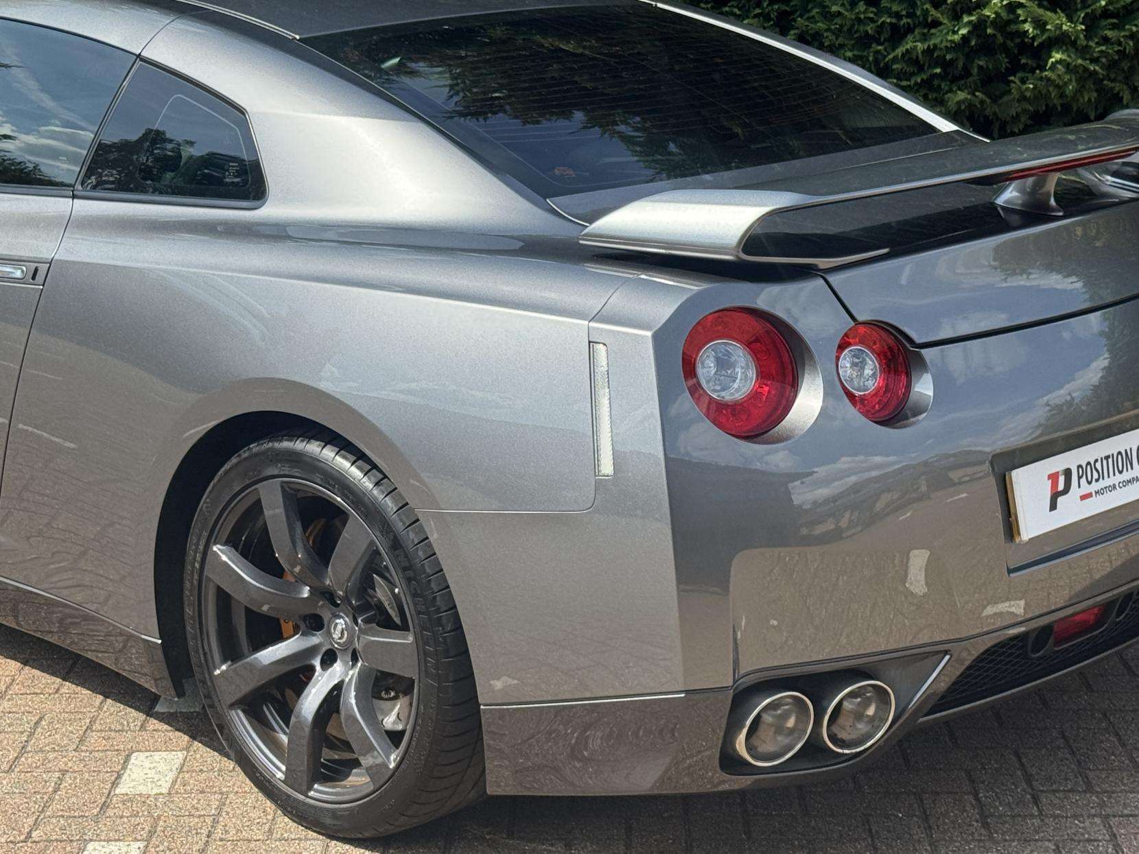 2009 NISSAN GT-R 2009 NISSAN GT-R
