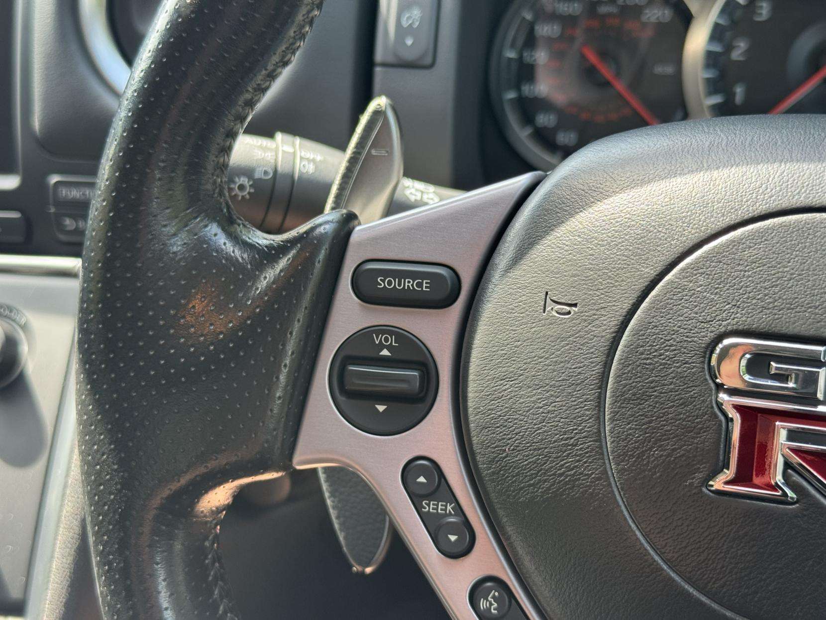 2009 NISSAN GT-R 2009 NISSAN GT-R