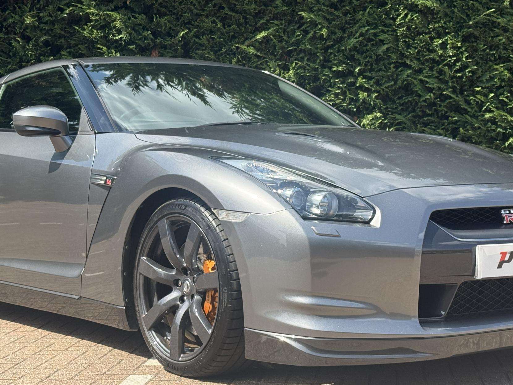 2009 NISSAN GT-R 2009 NISSAN GT-R