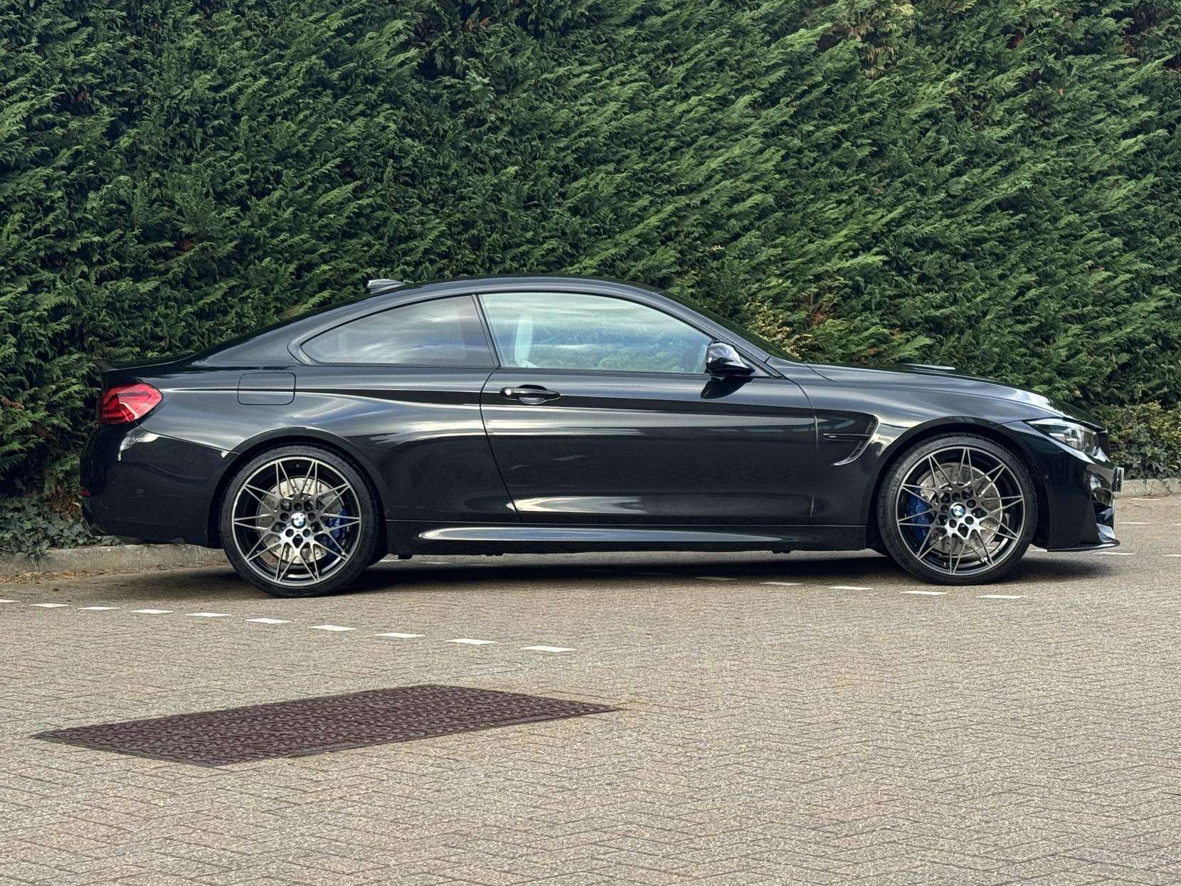 2019 BMW M4 2019 BMW M4