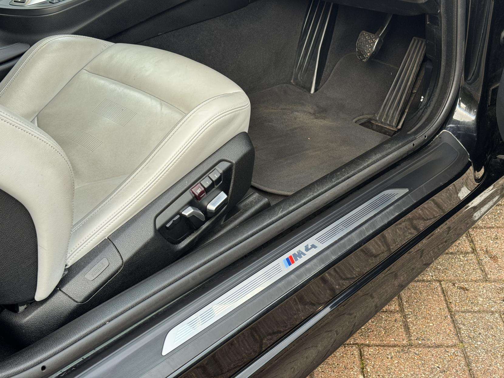 2019 BMW M4 2019 BMW M4