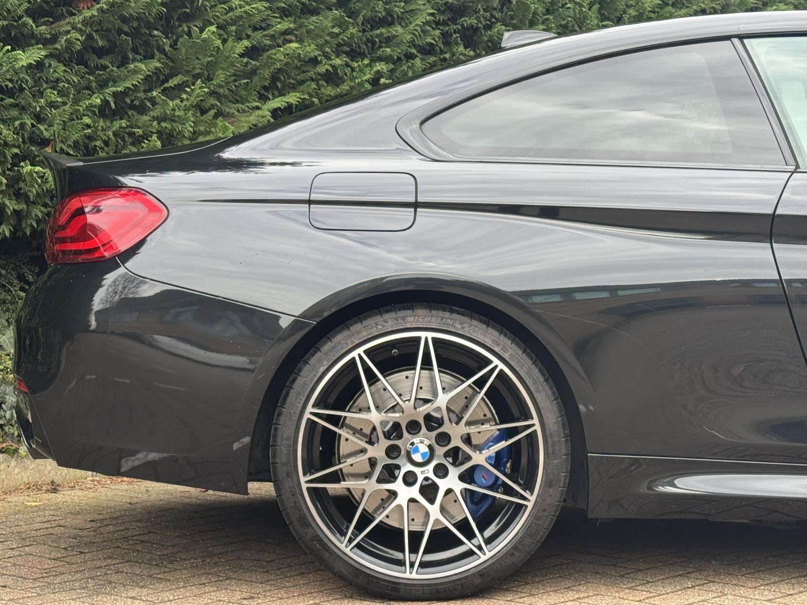 2019 BMW M4 2019 BMW M4