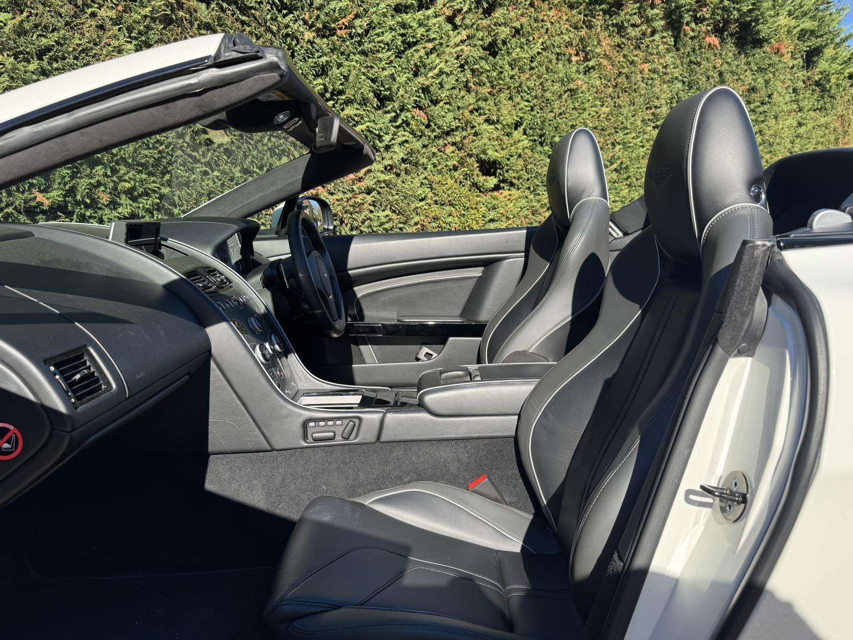 2018 ASTON MARTIN VANTAGE 2018 ASTON MARTIN VANTAGE
