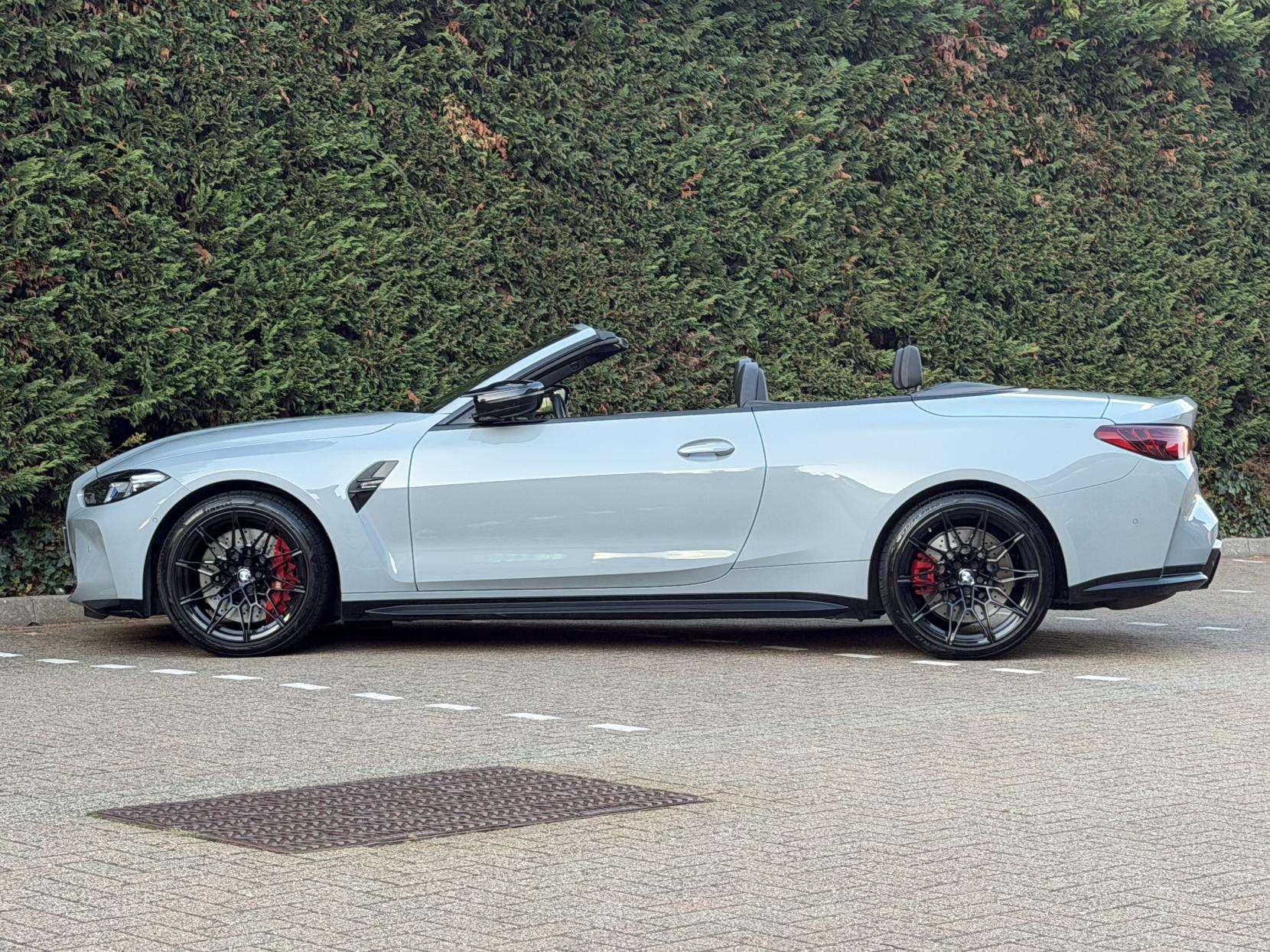 A 2024 BMW M4 3.0 BiTurbo Competition Convertible 2dr Petrol Steptronic M xDrive Euro 6 (s/s) (530 ps) A 2024 BMW M4 3.0 BiTurbo Competition Convertible 2dr Petrol Steptronic M xDrive Euro 6 (s/s) (530 ps)