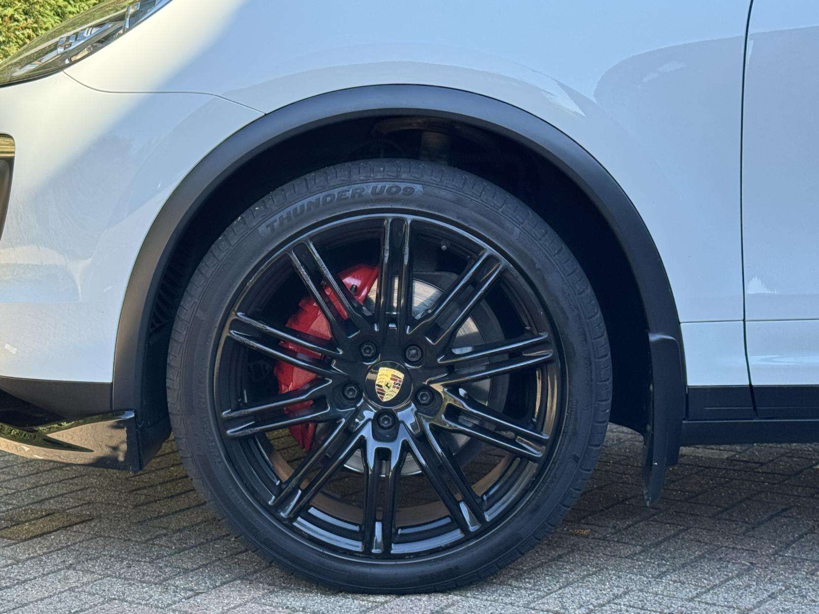 2018 PORSCHE CAYENNE 2018 PORSCHE CAYENNE