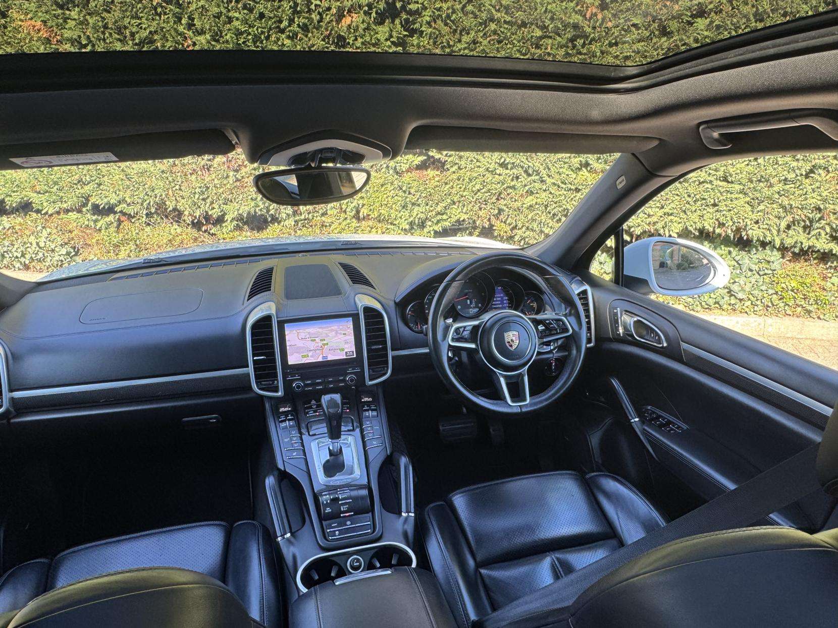 2018 PORSCHE CAYENNE 2018 PORSCHE CAYENNE