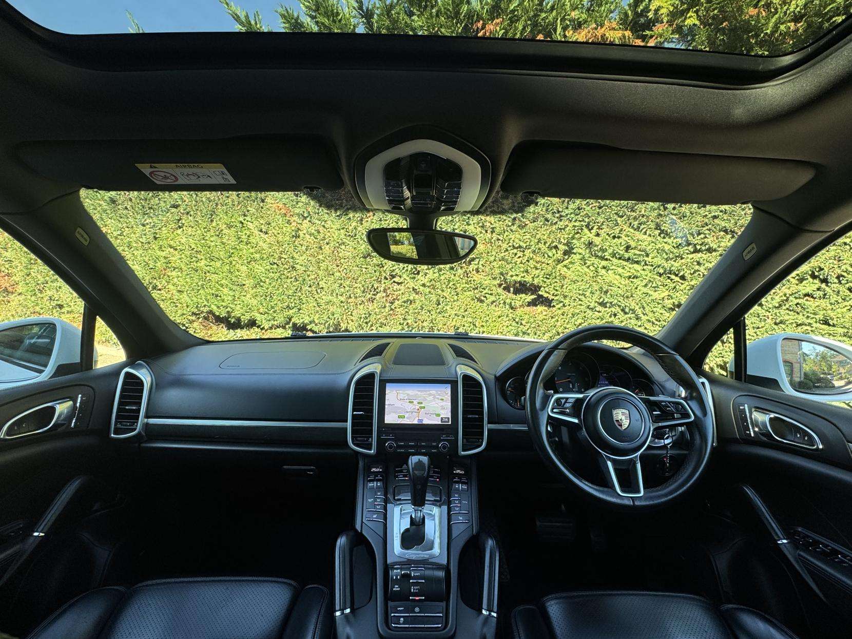 2018 PORSCHE CAYENNE 2018 PORSCHE CAYENNE