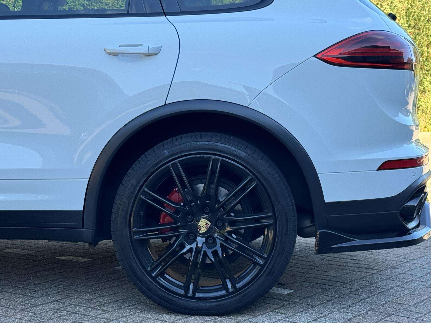 2018 PORSCHE CAYENNE 2018 PORSCHE CAYENNE