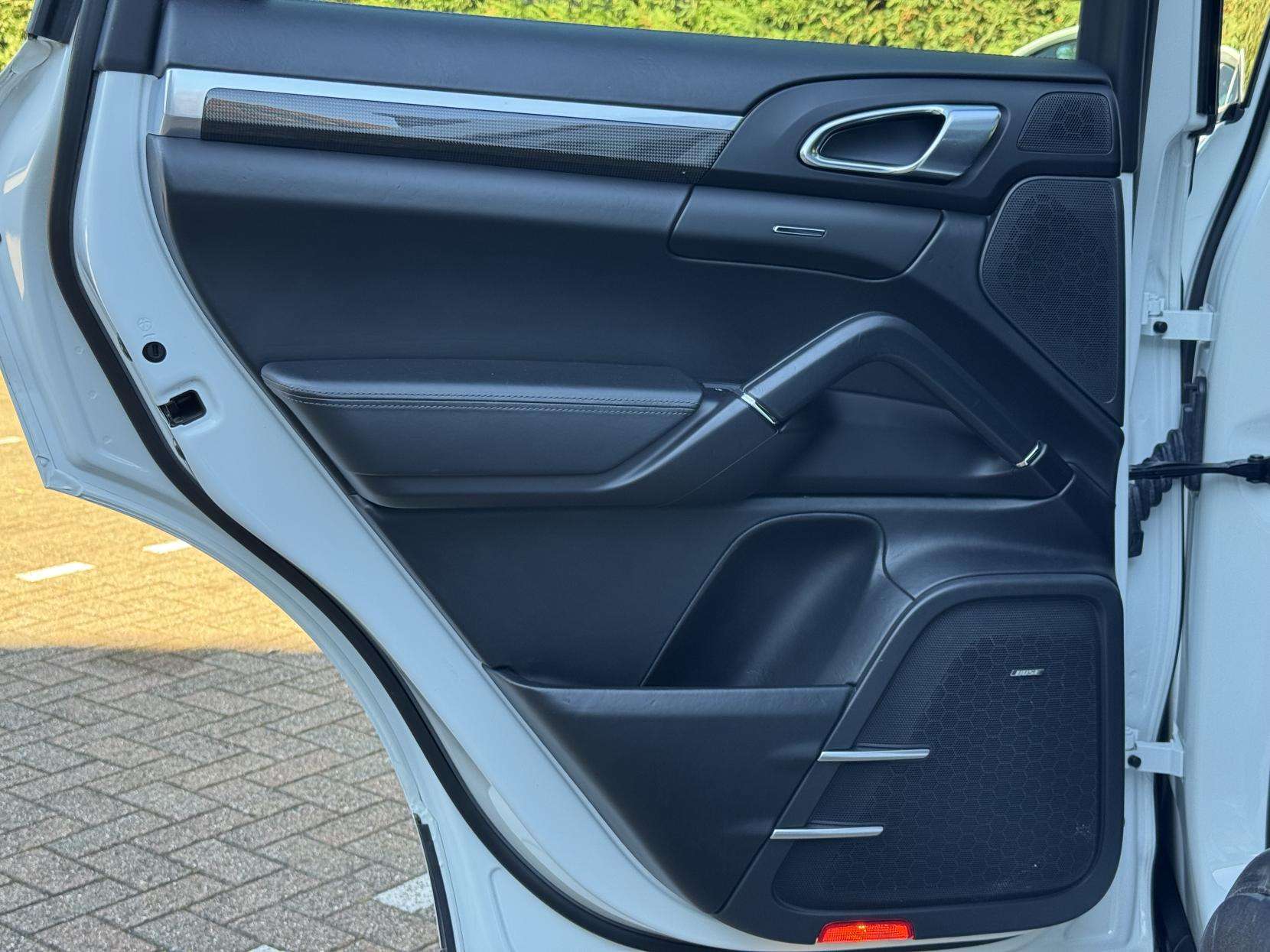 2018 PORSCHE CAYENNE 2018 PORSCHE CAYENNE