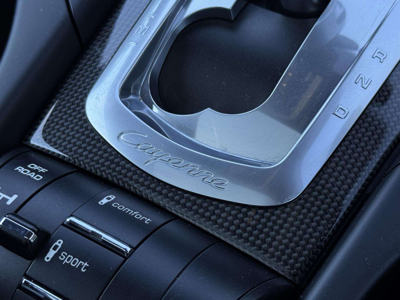 2018 PORSCHE CAYENNE 2018 PORSCHE CAYENNE