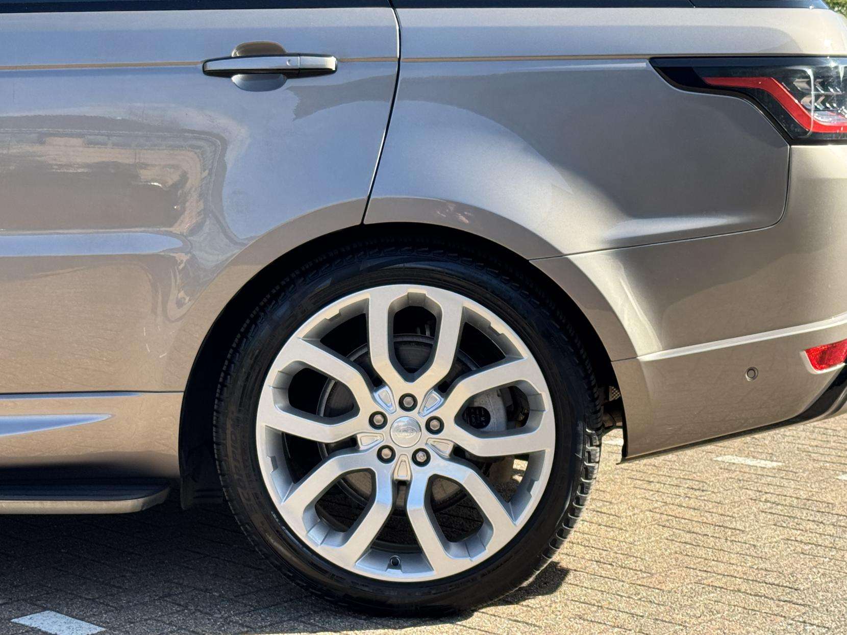 2021 LAND ROVER RANGE ROVER SPORT 2021 LAND ROVER RANGE ROVER SPORT