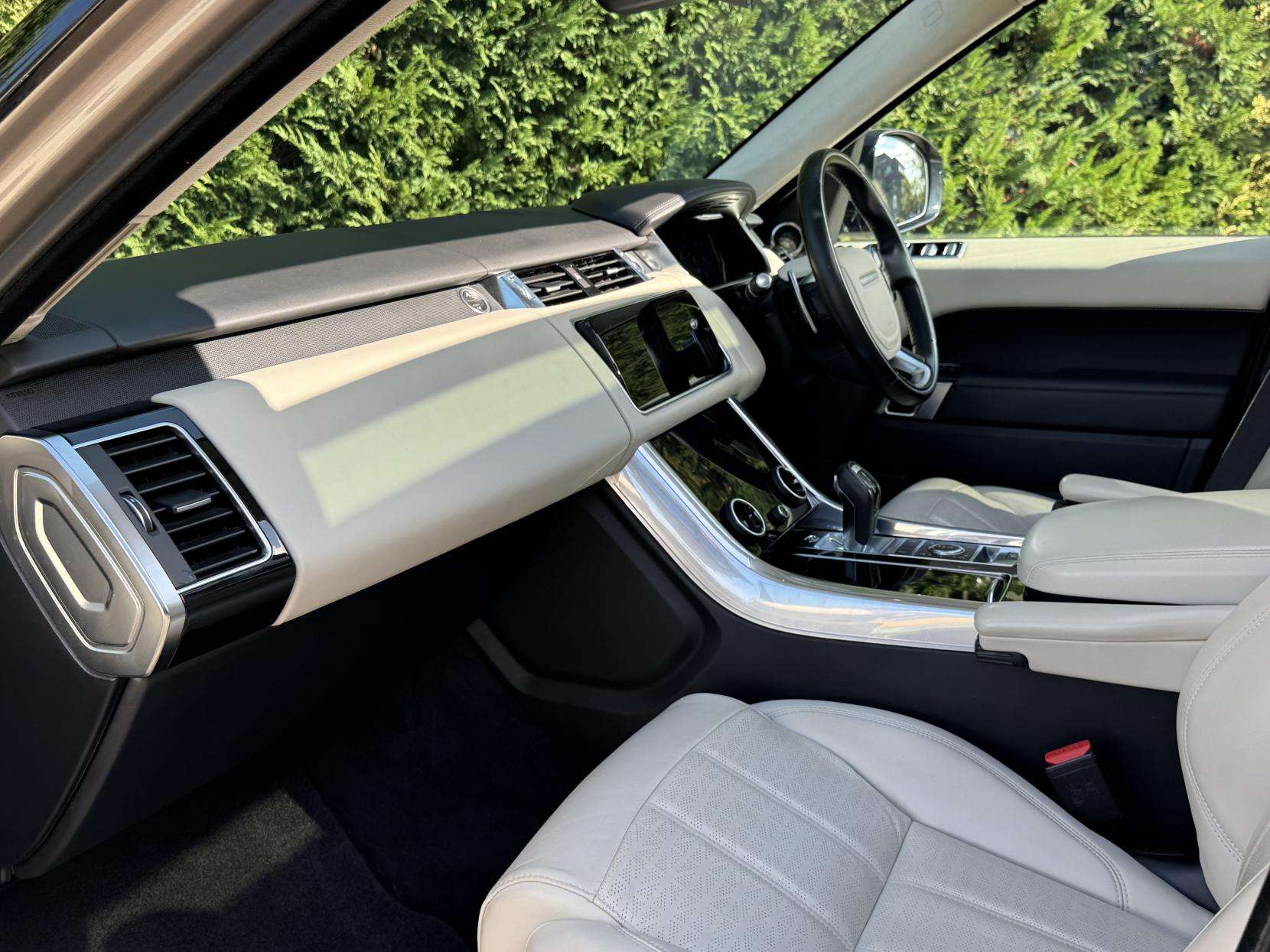 2021 LAND ROVER RANGE ROVER SPORT 2021 LAND ROVER RANGE ROVER SPORT