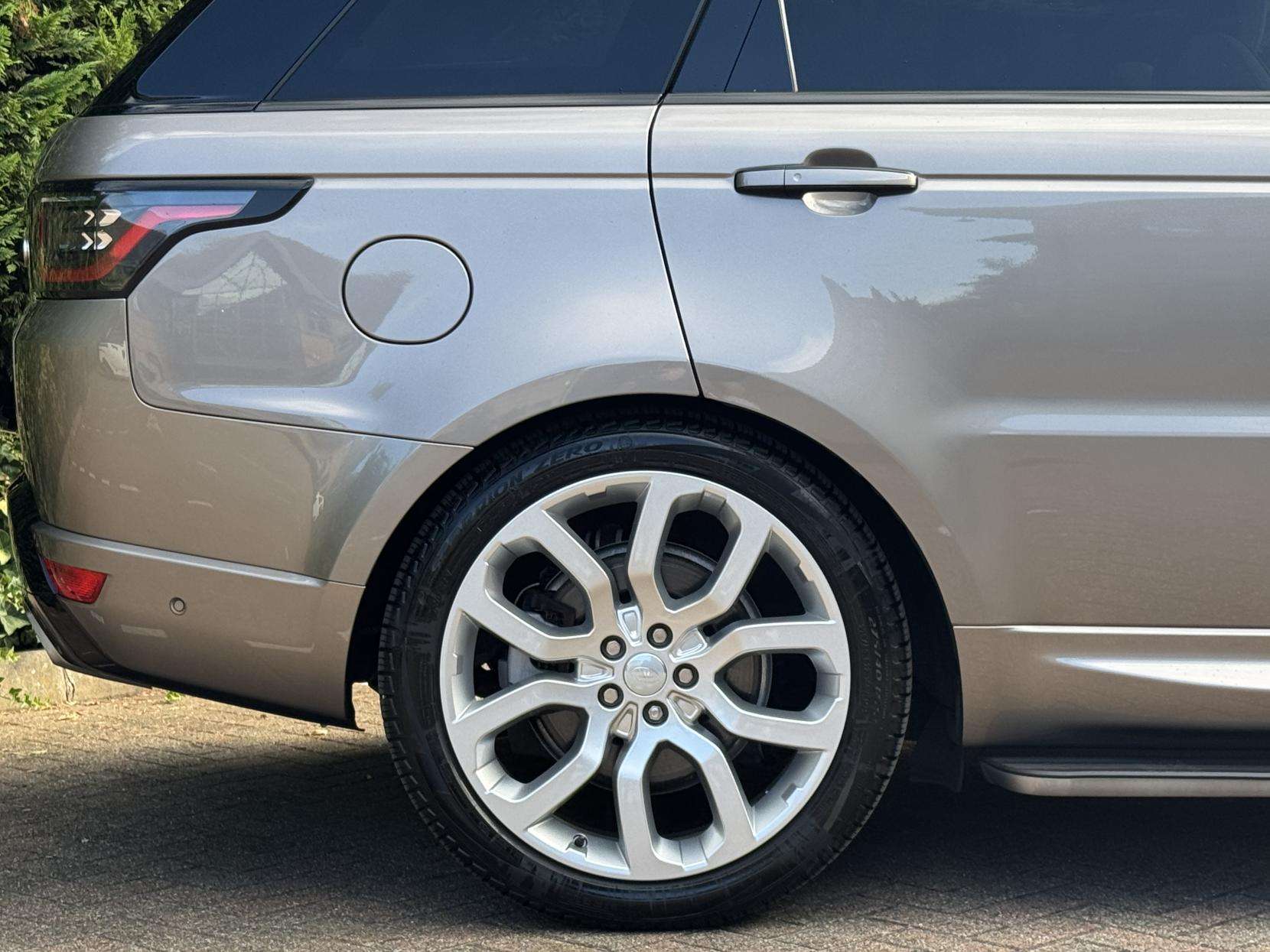 2021 LAND ROVER RANGE ROVER SPORT 2021 LAND ROVER RANGE ROVER SPORT