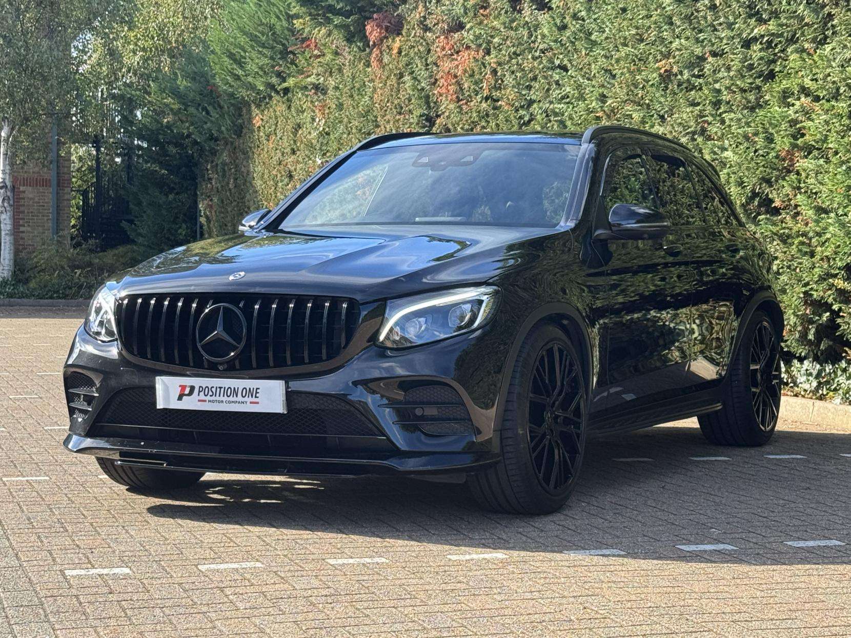 A 2018 MERCEDES-BENZ GLC 3.0 GLC43 V6 AMG (Premium Plus) SUV 5dr Petrol G-Tronic+ 4MATIC Euro 6 (s/s) (367 ps) A 2018 MERCEDES-BENZ GLC 3.0 GLC43 V6 AMG (Premium Plus) SUV 5dr Petrol G-Tronic+ 4MATIC Euro 6 (s/s) (367 ps)