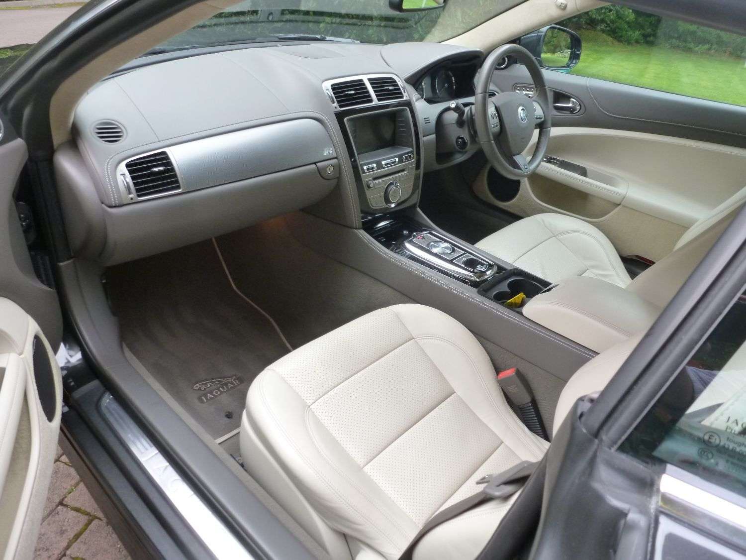 2010 JAGUAR XK 2010 JAGUAR XK