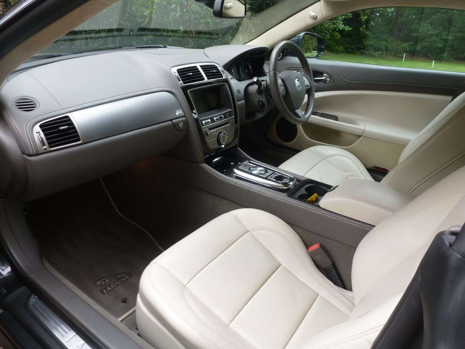 2010 JAGUAR XK 2010 JAGUAR XK