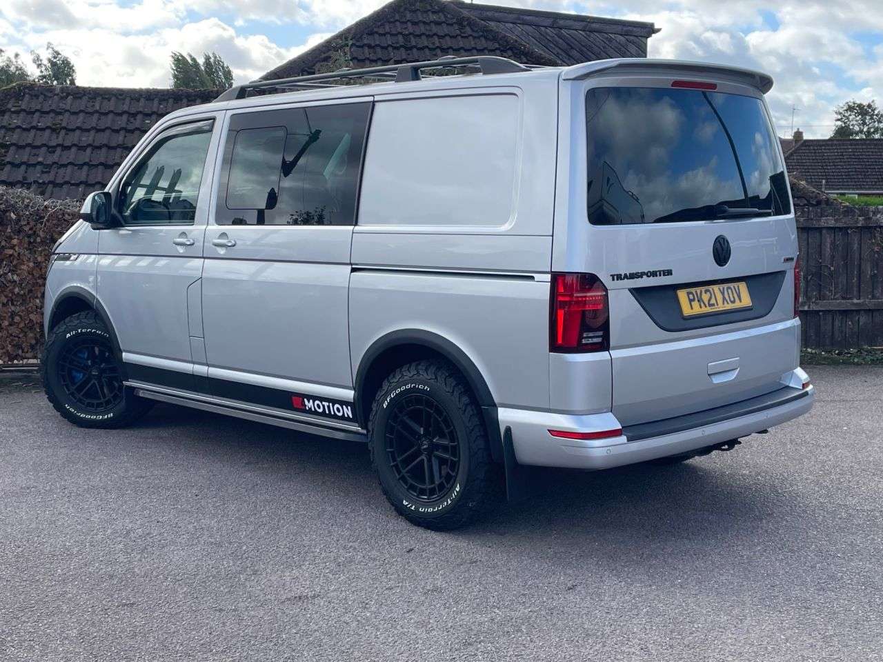 2021 VOLKSWAGEN TRANSPORTER T32 TDI KOMBI HIGHLINE 4 MOTION 2021 VOLKSWAGEN TRANSPORTER T32 TDI KOMBI HIGHLINE 4 MOTION