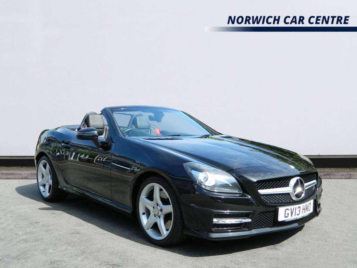 Check out this Mercedes-benz Slk 2013 Diesel Automatic