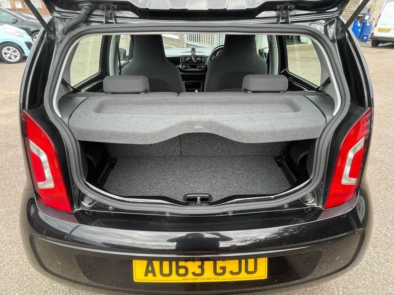 2014 VOLKSWAGEN UP! 2014 VOLKSWAGEN UP!