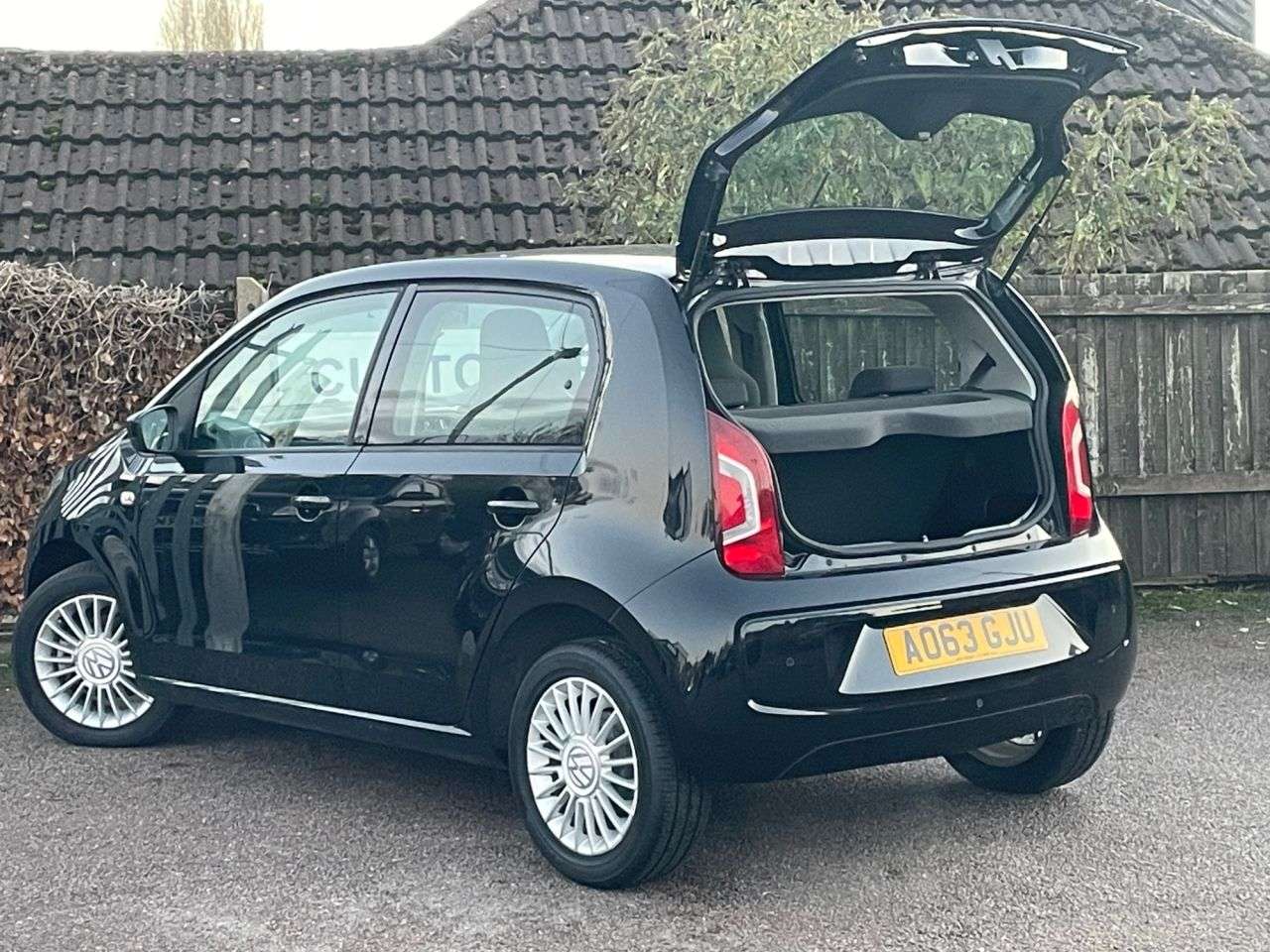 2014 VOLKSWAGEN UP! 2014 VOLKSWAGEN UP!