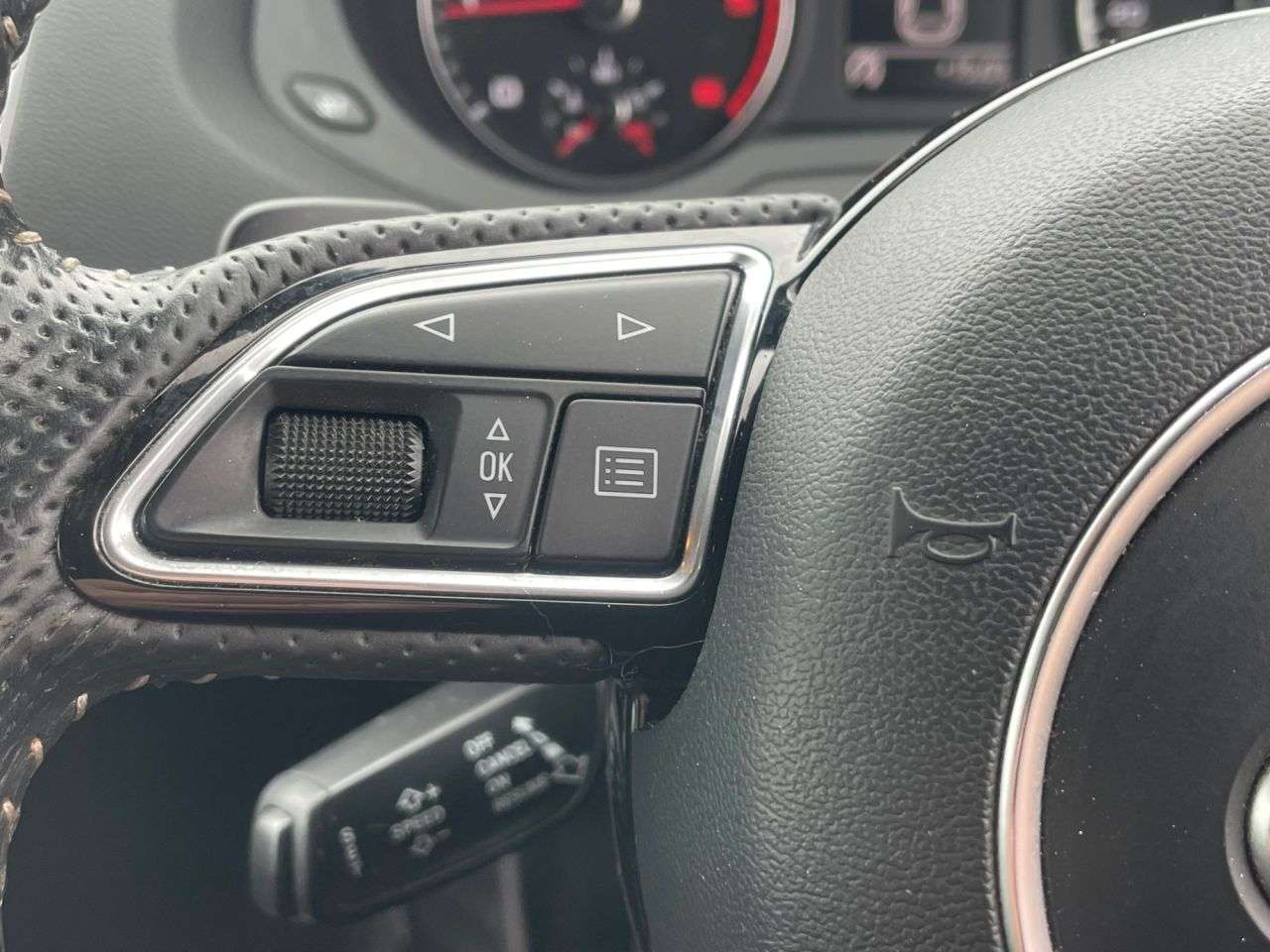 2016 AUDI Q3 2016 AUDI Q3