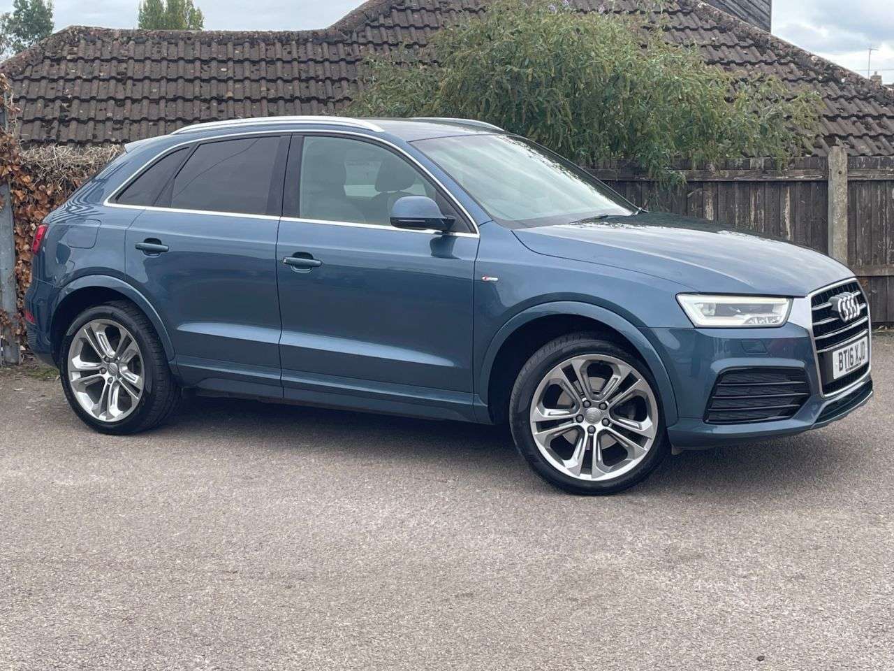 2016 AUDI Q3 2016 AUDI Q3