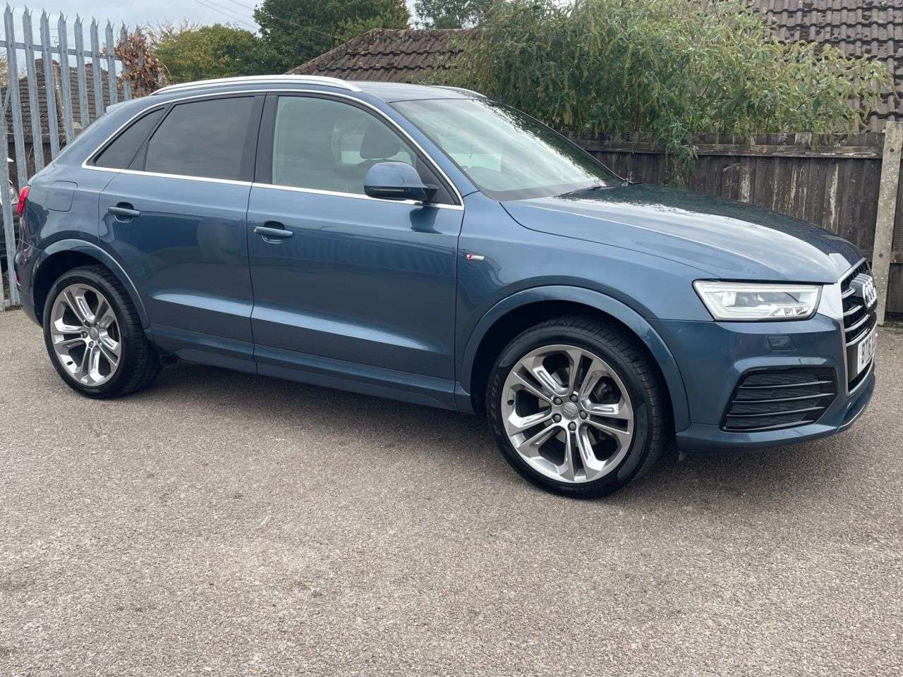 2016 AUDI Q3 2016 AUDI Q3