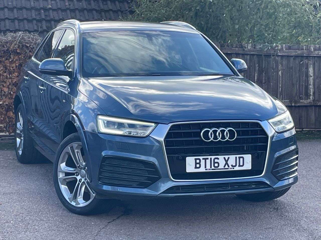 A 2016 AUDI Q3 2.0 TDI S line Plus SUV 5dr Diesel S Tronic quattro Euro 6 (s/s) (184 ps) A 2016 AUDI Q3 2.0 TDI S line Plus SUV 5dr Diesel S Tronic quattro Euro 6 (s/s) (184 ps)