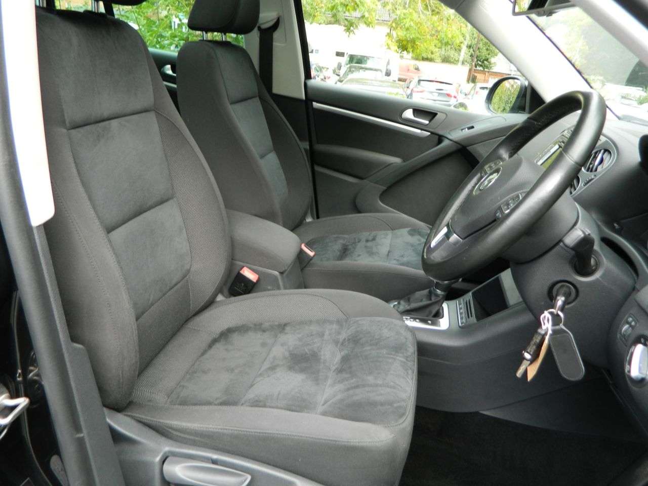 2015 VOLKSWAGEN TIGUAN 2015 VOLKSWAGEN TIGUAN