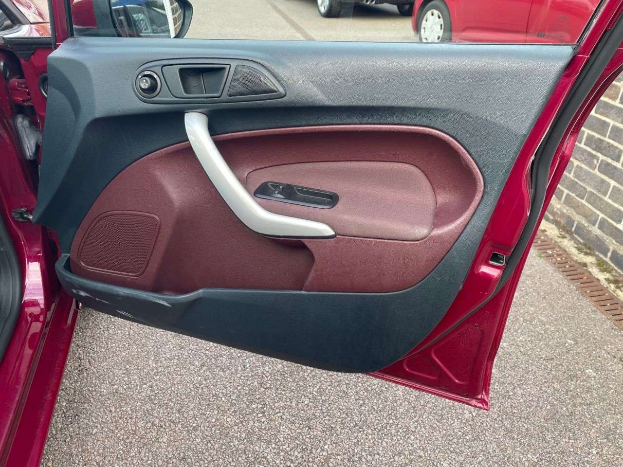 2010 FORD FIESTA 2010 FORD FIESTA