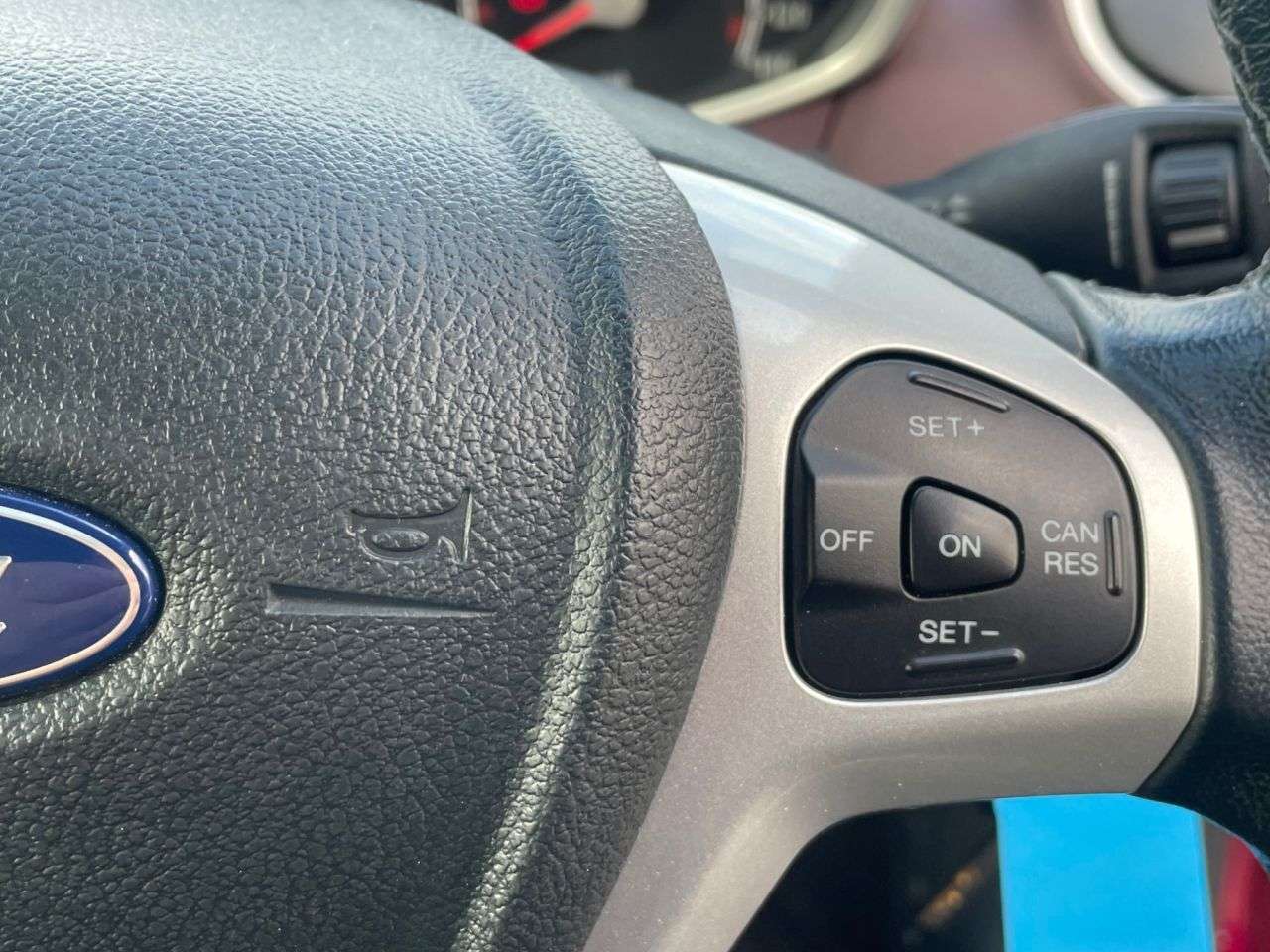 2010 FORD FIESTA 2010 FORD FIESTA