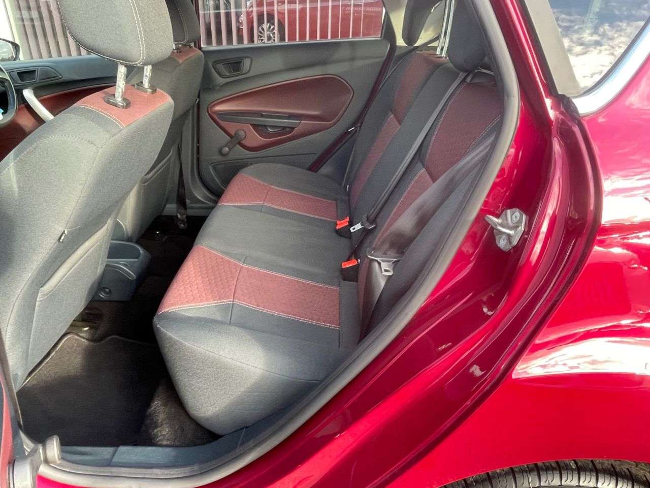 2010 FORD FIESTA 2010 FORD FIESTA