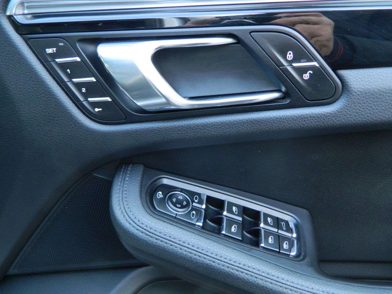 2014 PORSCHE MACAN 2014 PORSCHE MACAN