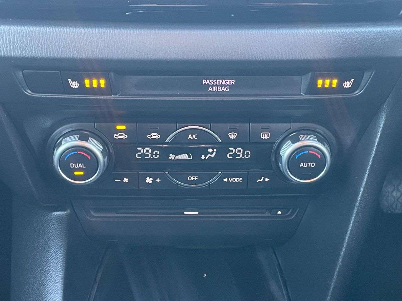 2016 MAZDA MAZDA3 2016 MAZDA MAZDA3