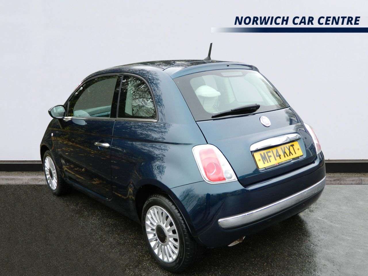 2014 FIAT 500 2014 FIAT 500