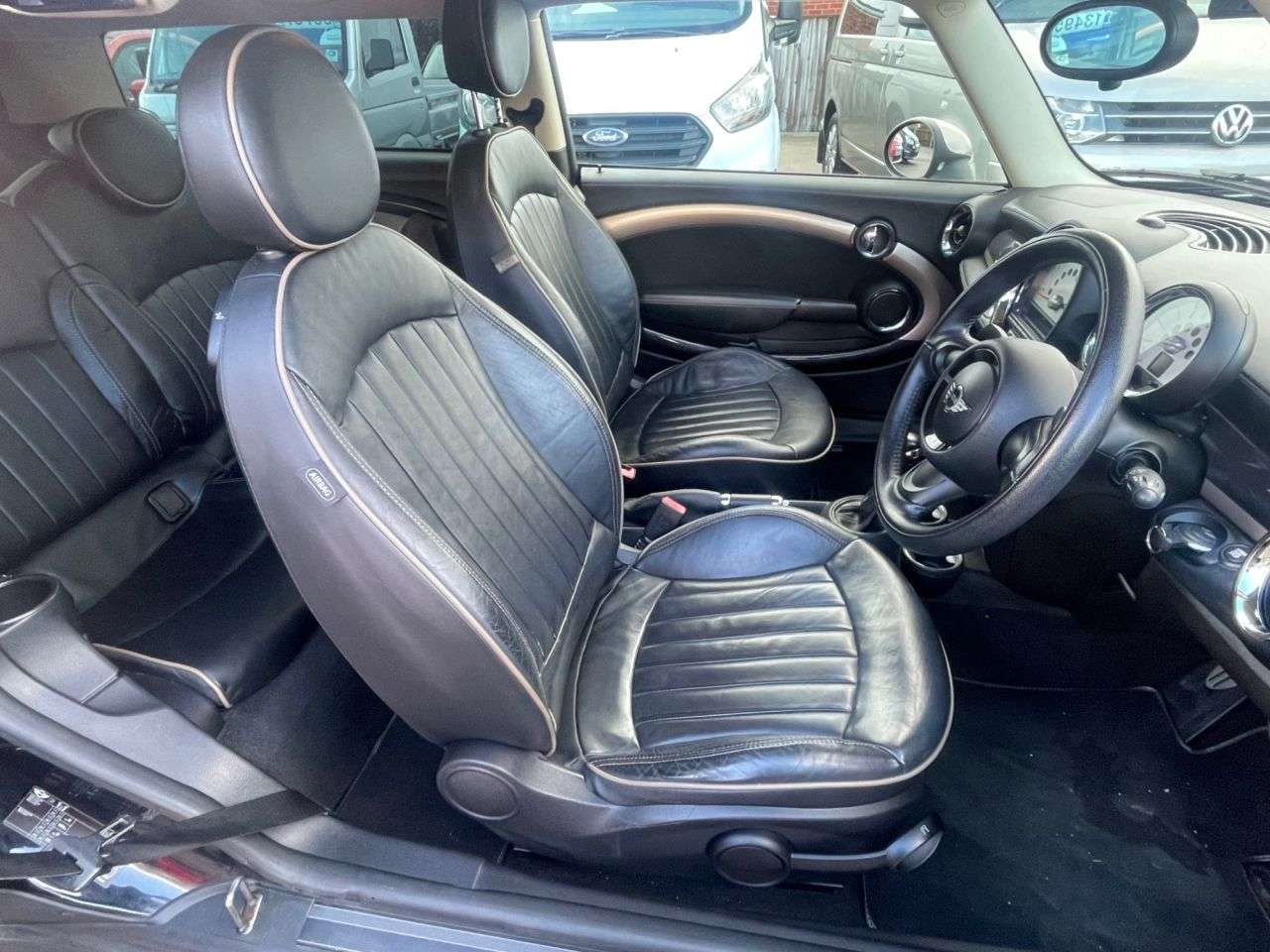 2014 MINI CLUBMAN 2014 MINI CLUBMAN