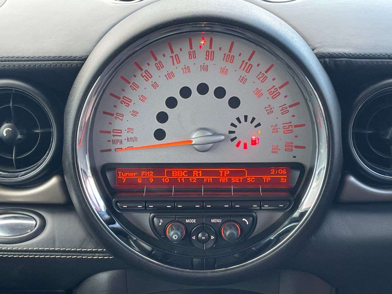 2014 MINI CLUBMAN 2014 MINI CLUBMAN