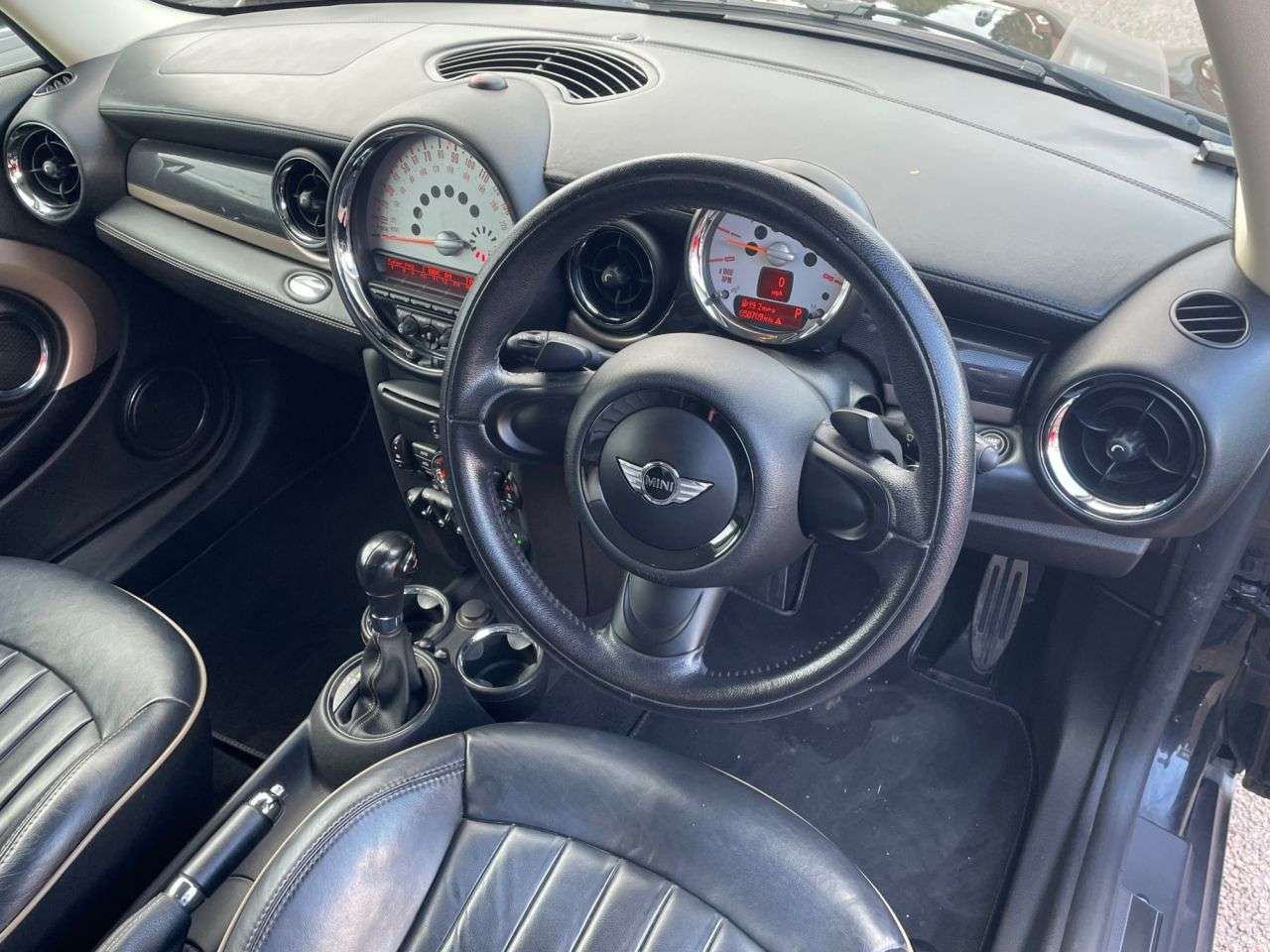 2014 MINI CLUBMAN 2014 MINI CLUBMAN