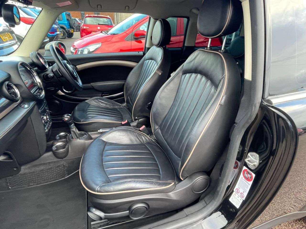 2014 MINI CLUBMAN 2014 MINI CLUBMAN