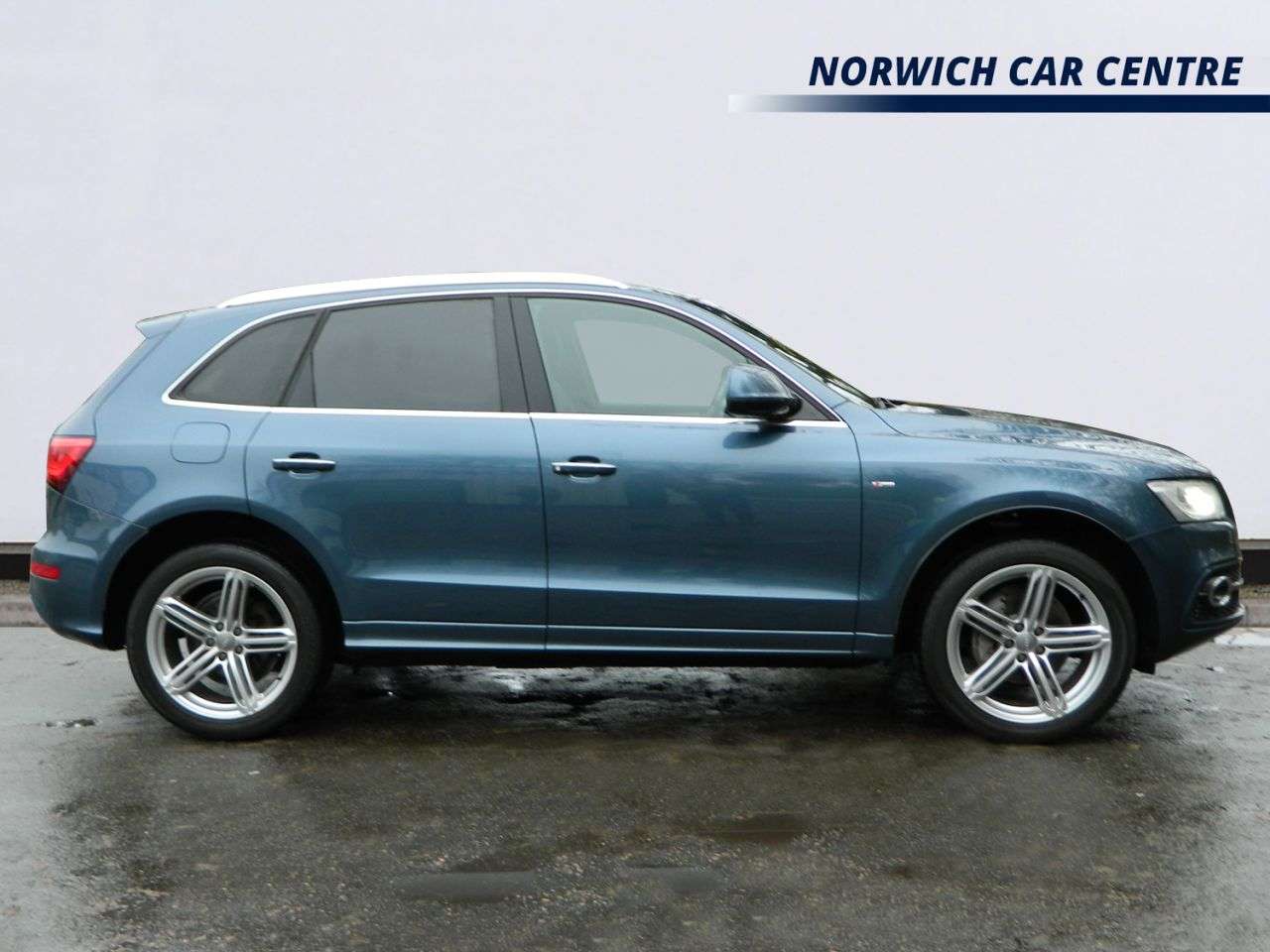 2016 AUDI Q5 2016 AUDI Q5