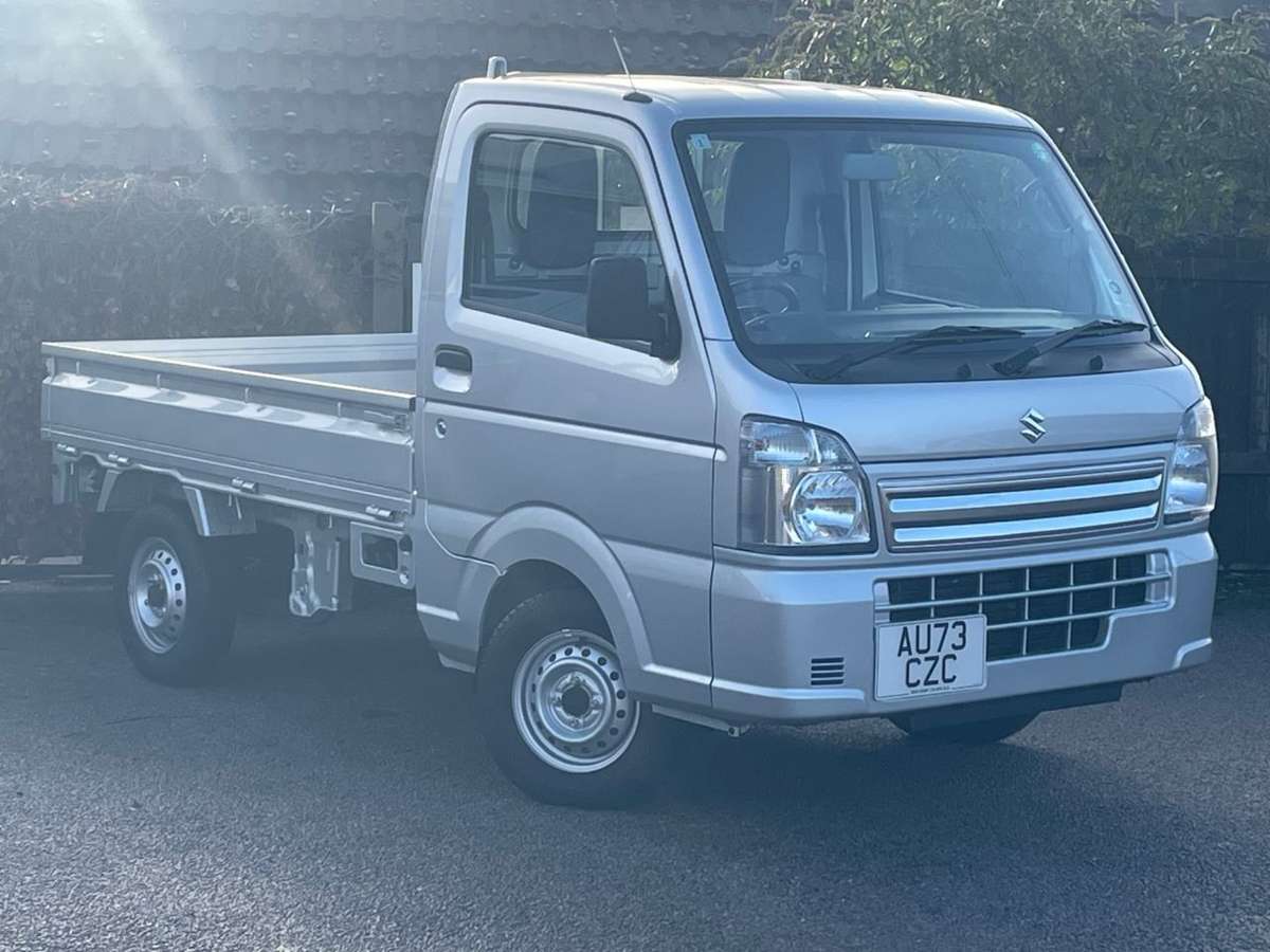 Check out this Suzuki Carry 2024 Petrol Automatic