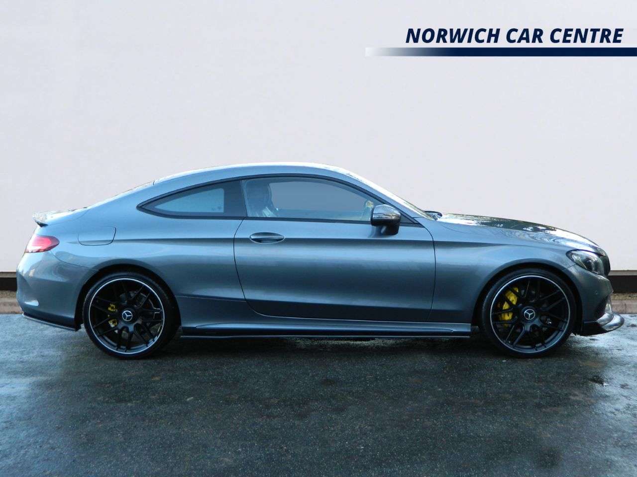 A 2016 MERCEDES-BENZ C-CLASS 2.1 C220d AMG Line Coupe 2dr Diesel G-Tronic+ Euro 6 (s/s) (170 ps) MASSIVE A 2016 MERCEDES-BENZ C-CLASS 2.1 C220d AMG Line Coupe 2dr Diesel G-Tronic+ Euro 6 (s/s) (170 ps) MASSIVE