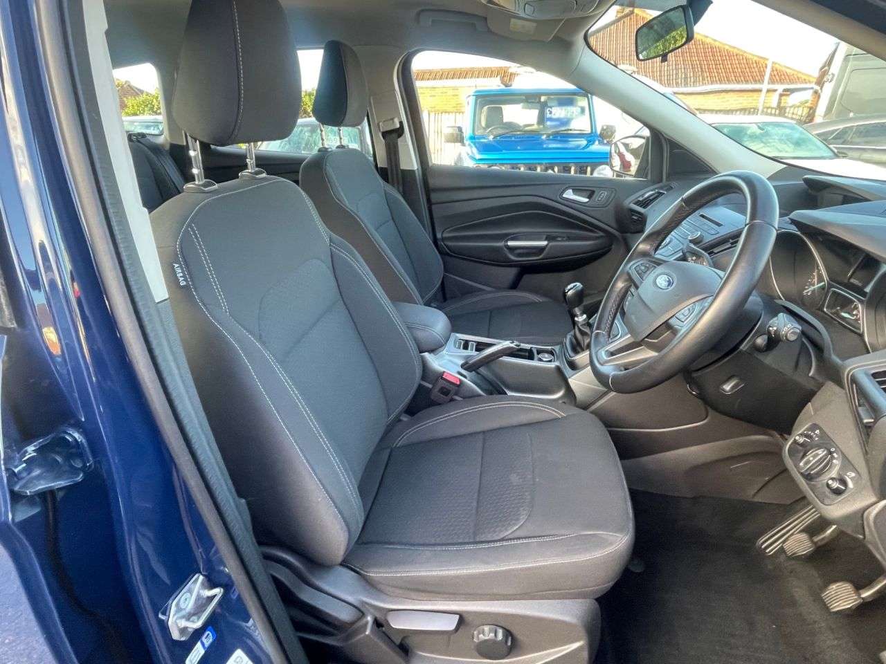 A 2018 FORD KUGA 1.5T EcoBoost Zetec SUV 5dr Petrol Manual Euro 6 (s/s) (120 ps) A 2018 FORD KUGA 1.5T EcoBoost Zetec SUV 5dr Petrol Manual Euro 6 (s/s) (120 ps)