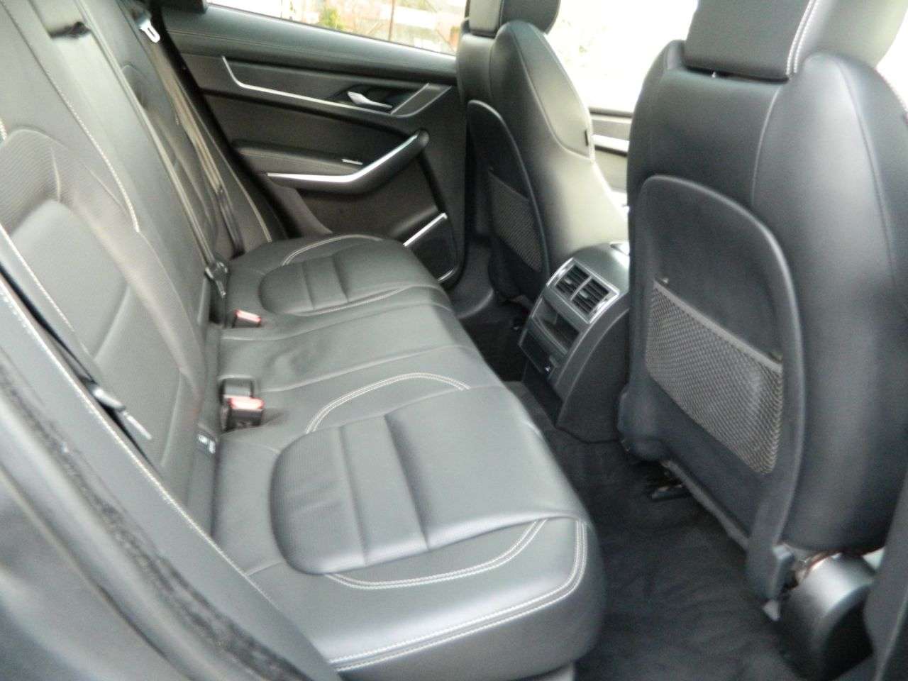 2021 JAGUAR F-PACE 2021 JAGUAR F-PACE