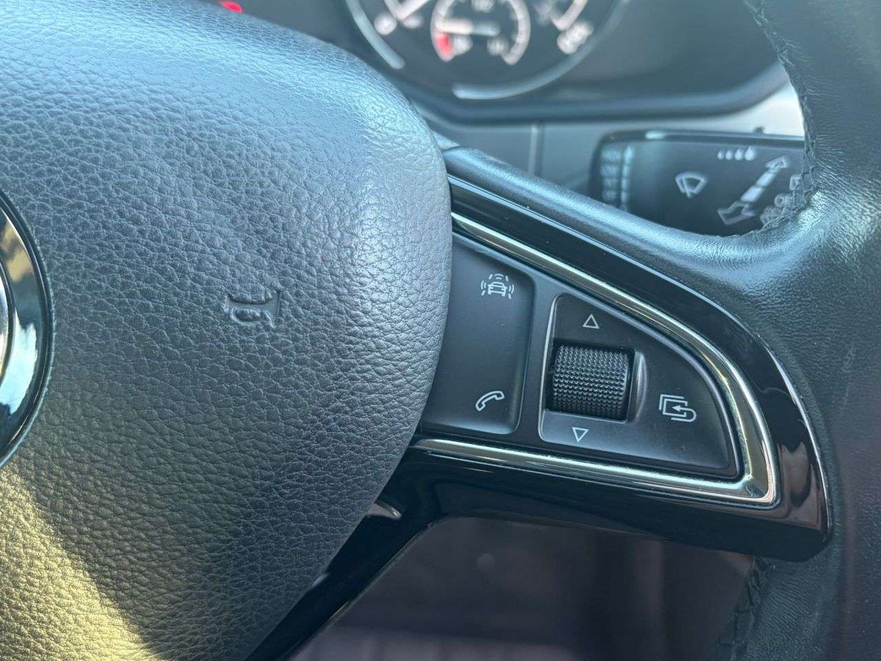 2016 SKODA SUPERB 2016 SKODA SUPERB