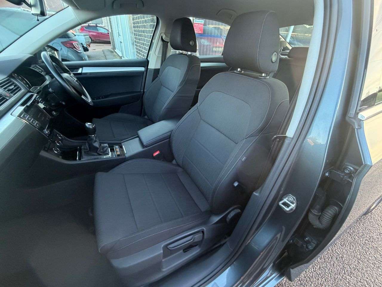 2016 SKODA SUPERB 2016 SKODA SUPERB