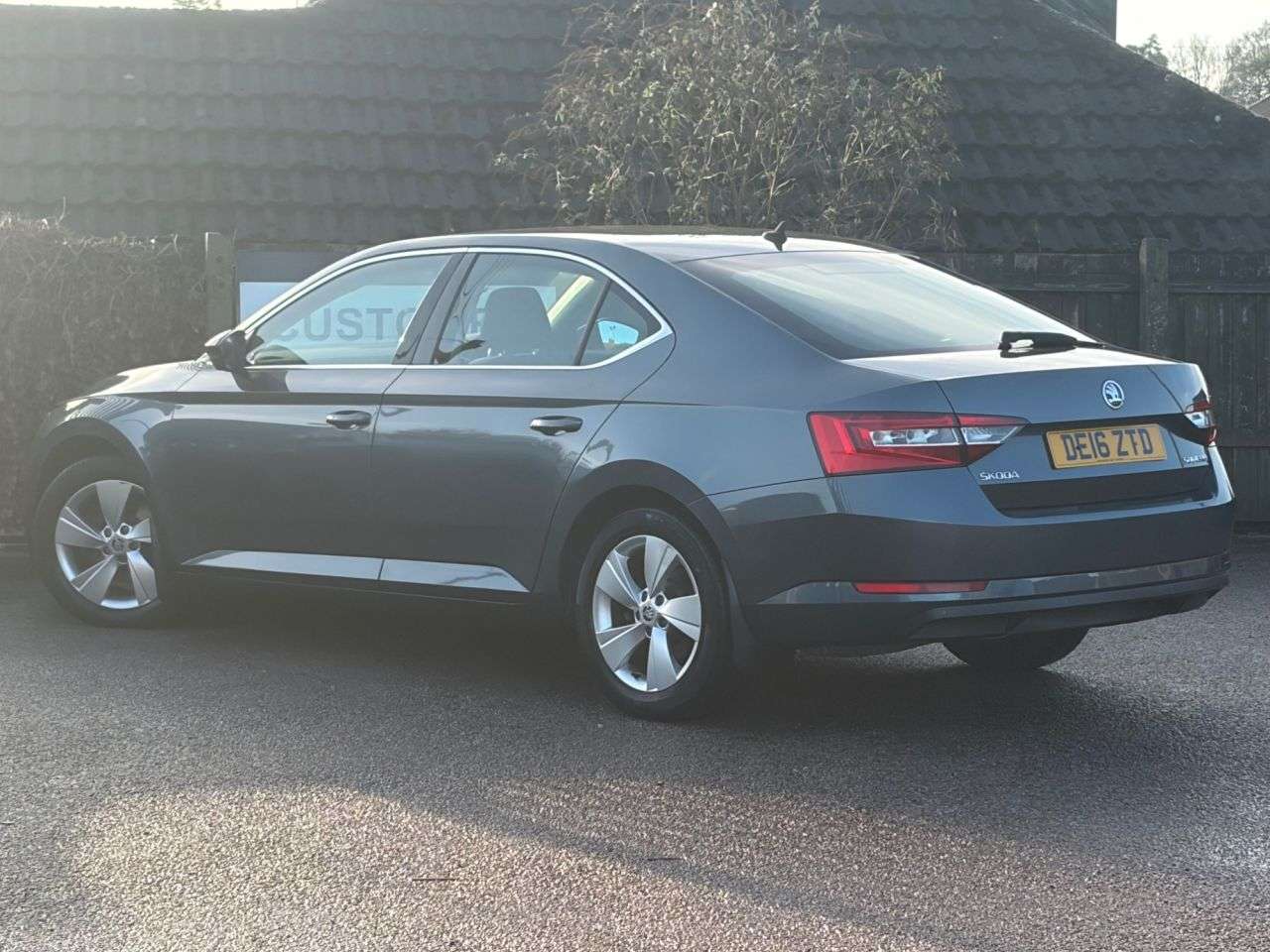 2016 SKODA SUPERB 2016 SKODA SUPERB