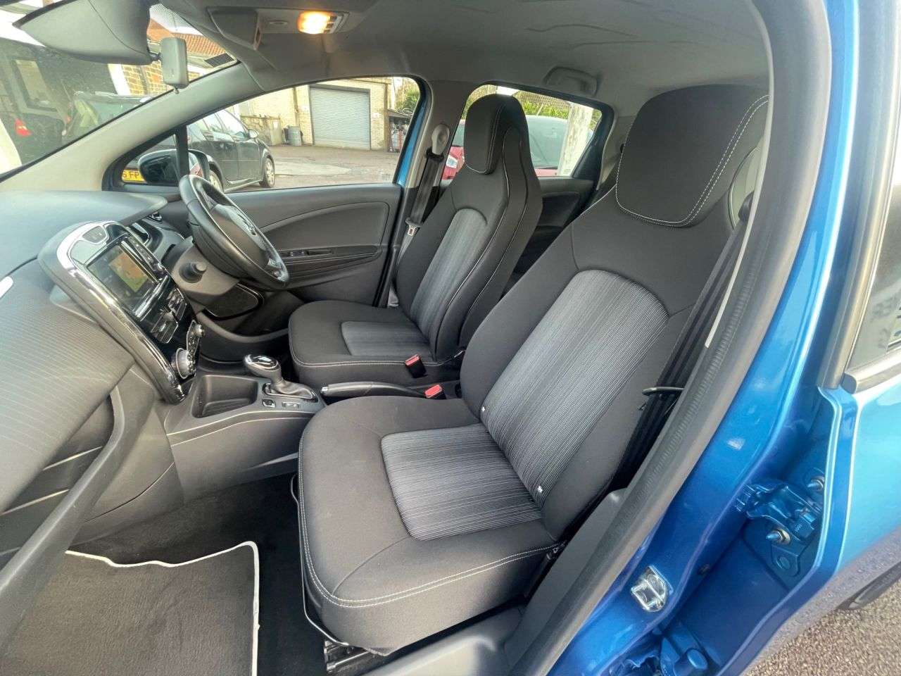 2019 RENAULT ZOE 2019 RENAULT ZOE