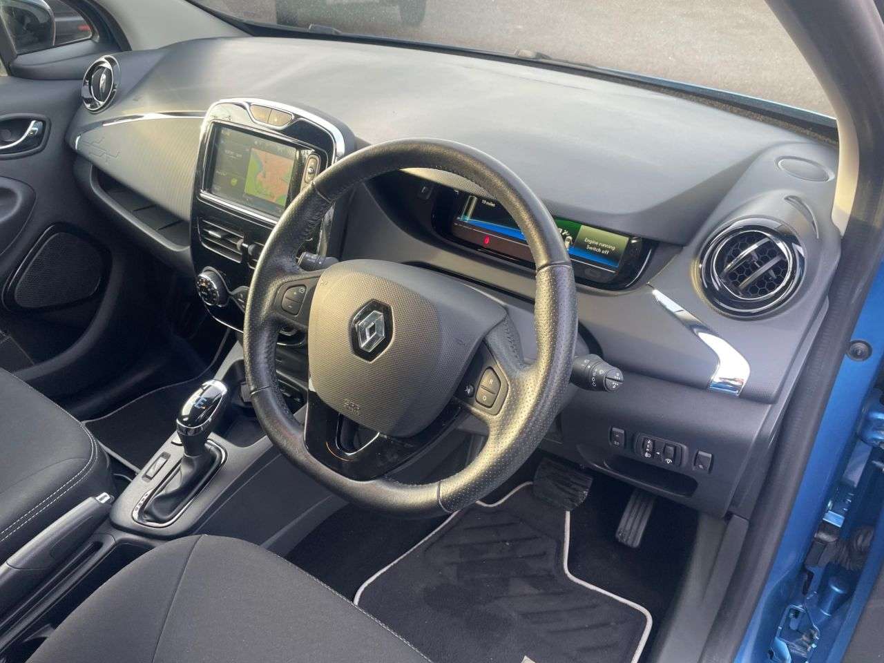 2019 RENAULT ZOE 2019 RENAULT ZOE